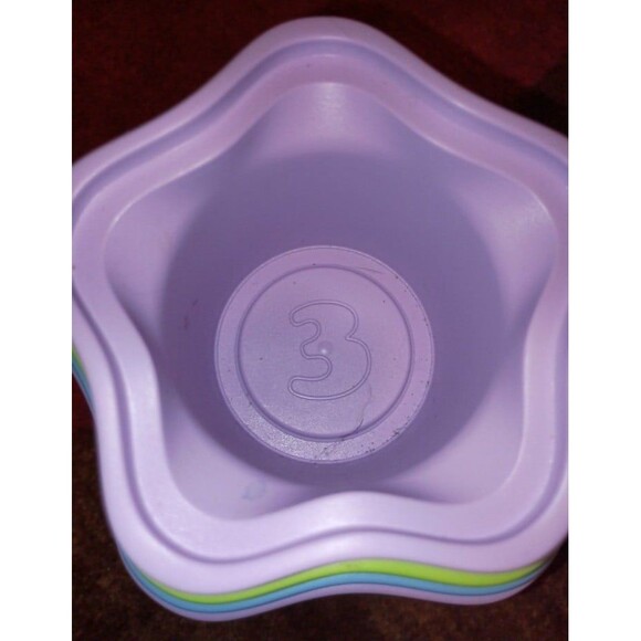 Green Toys Star Stacking Cups - Picture 4 of 8